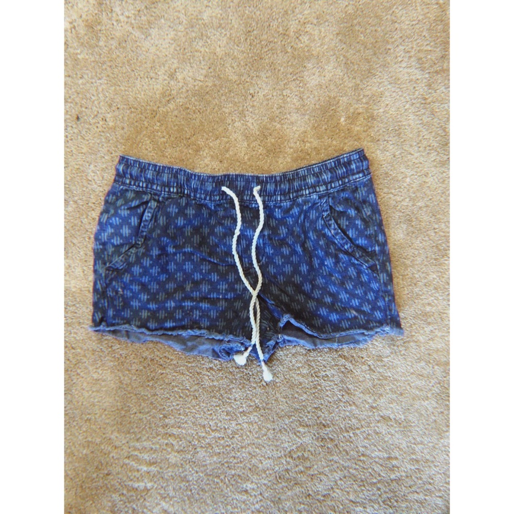 ✨Women’s Patterned Jean Shorts✨
